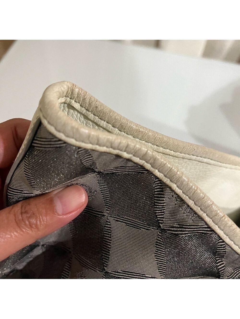MCM TOTE - Picture 10 of 16